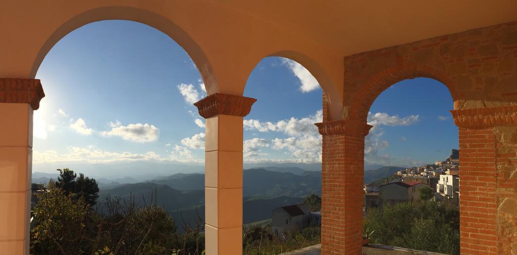 San Nicola dellʼAlto B&B Castello Michelina المظهر الخارجي الصورة