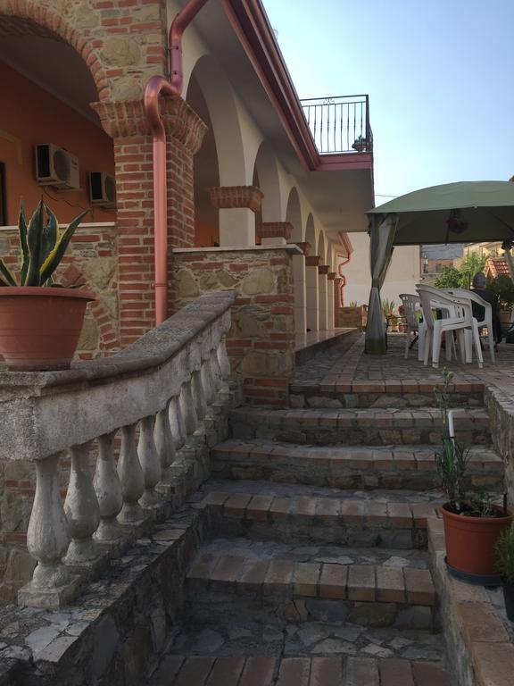 San Nicola dellʼAlto B&B Castello Michelina المظهر الخارجي الصورة
