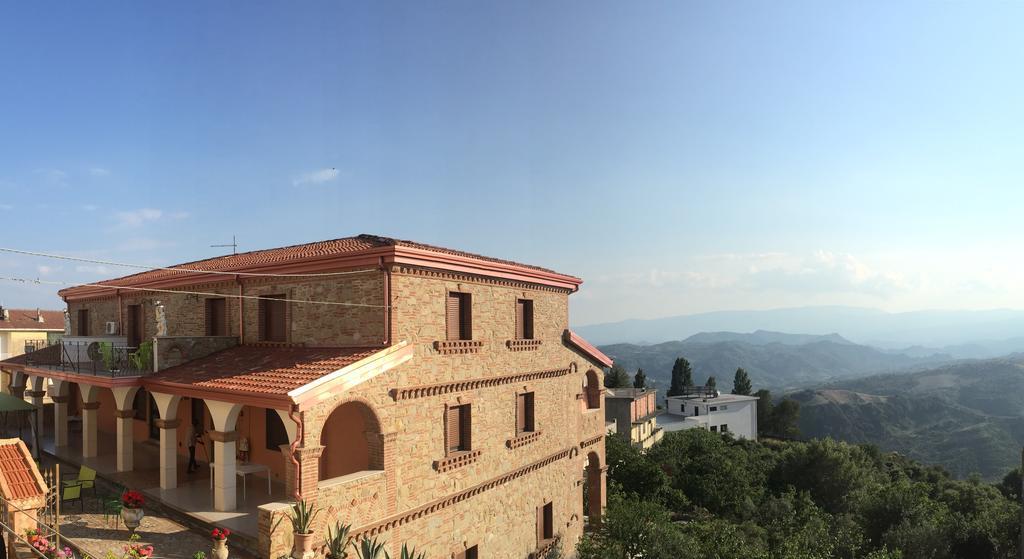 San Nicola dellʼAlto B&B Castello Michelina المظهر الخارجي الصورة